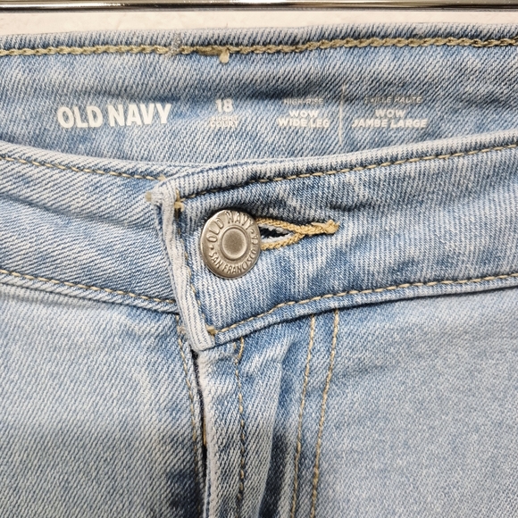 Old Navy Wow Wide Leg High Rise Jeans - Picture 6 of 8